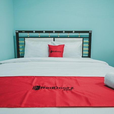 Hotel RedDoorz near RSUD Koja Jakarta Exterior foto